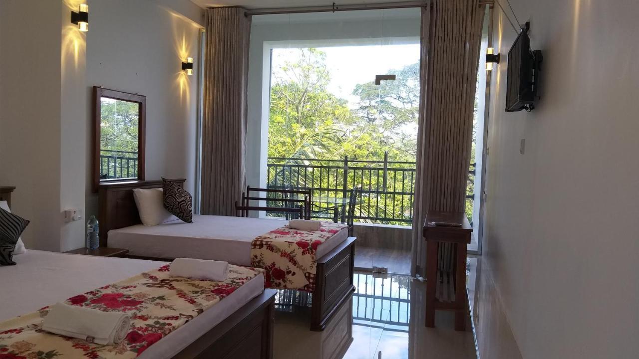 Mahaweli King'S Villa Kandy Cameră foto
